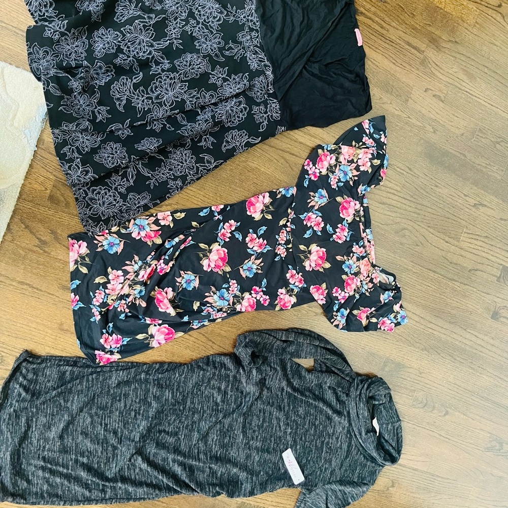 Hello Miz Maternity dresses (S-M)